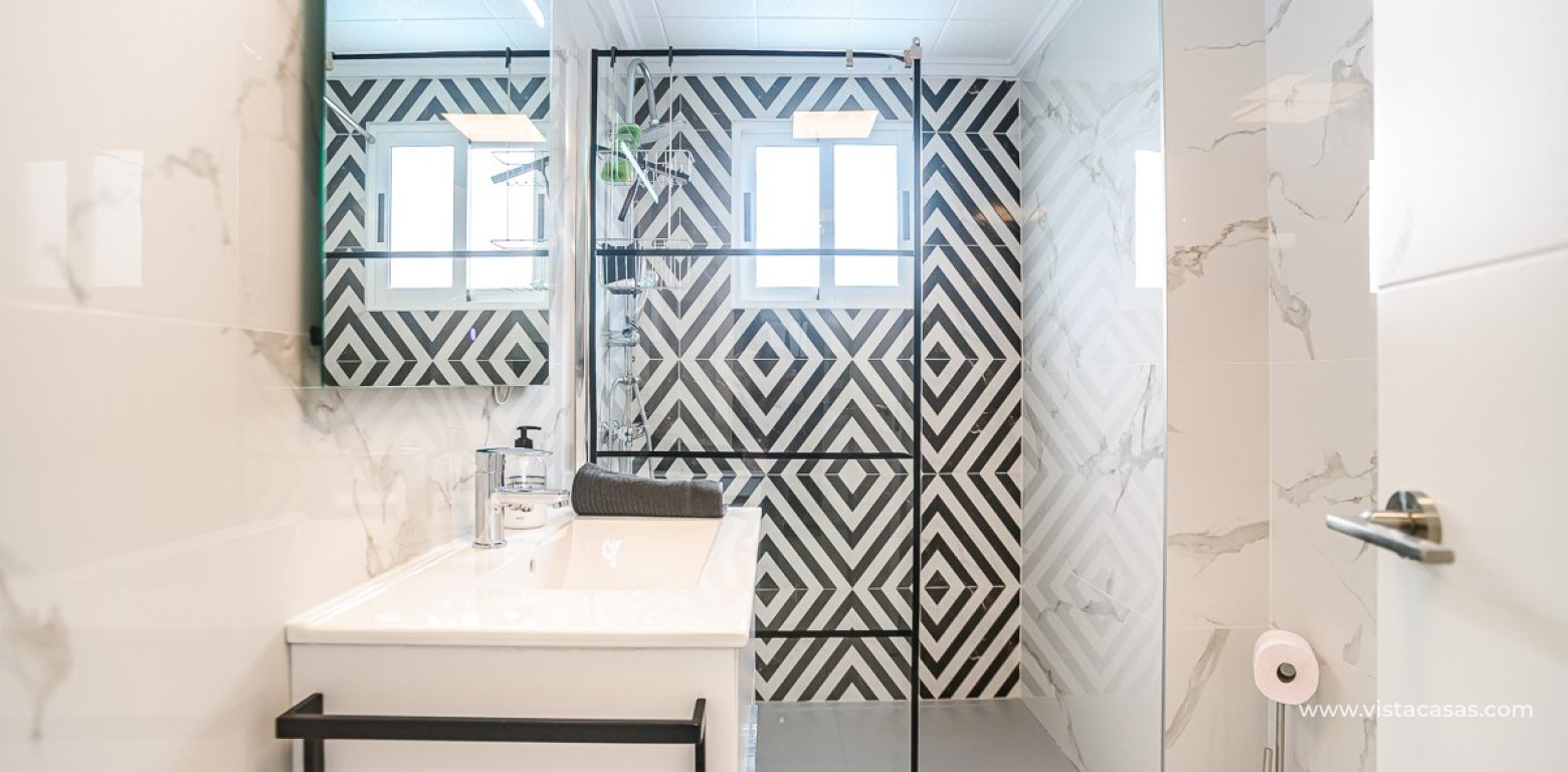 Resale - Apartment - Punta Prima