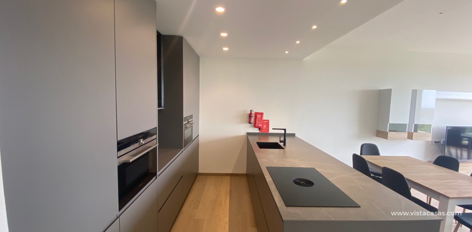 Resale - Apartment - Las Colinas Golf