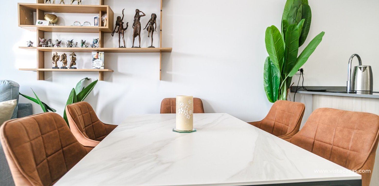 Resale - Apartment - Villamartin