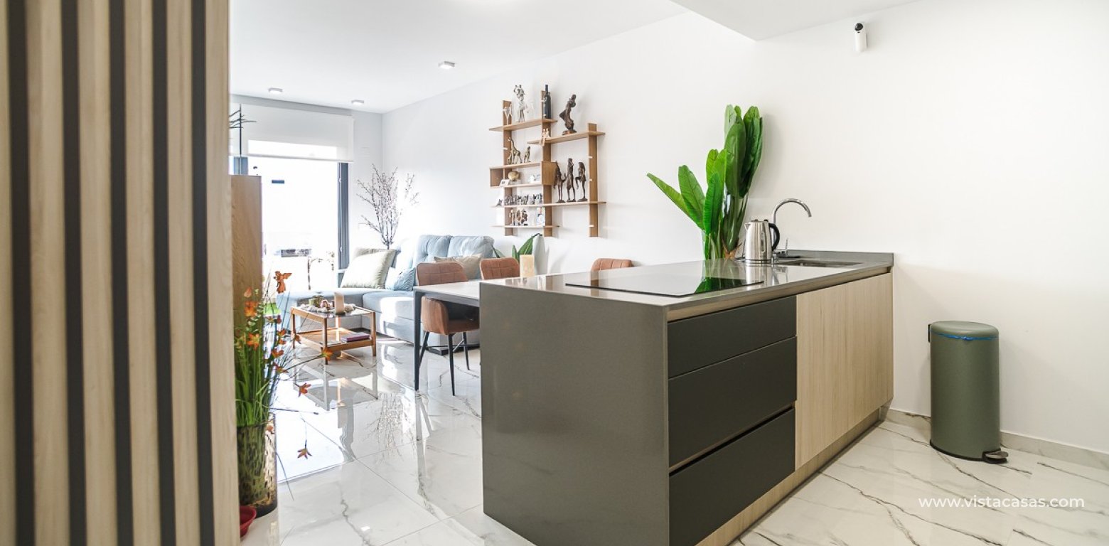 Resale - Apartment - Villamartin