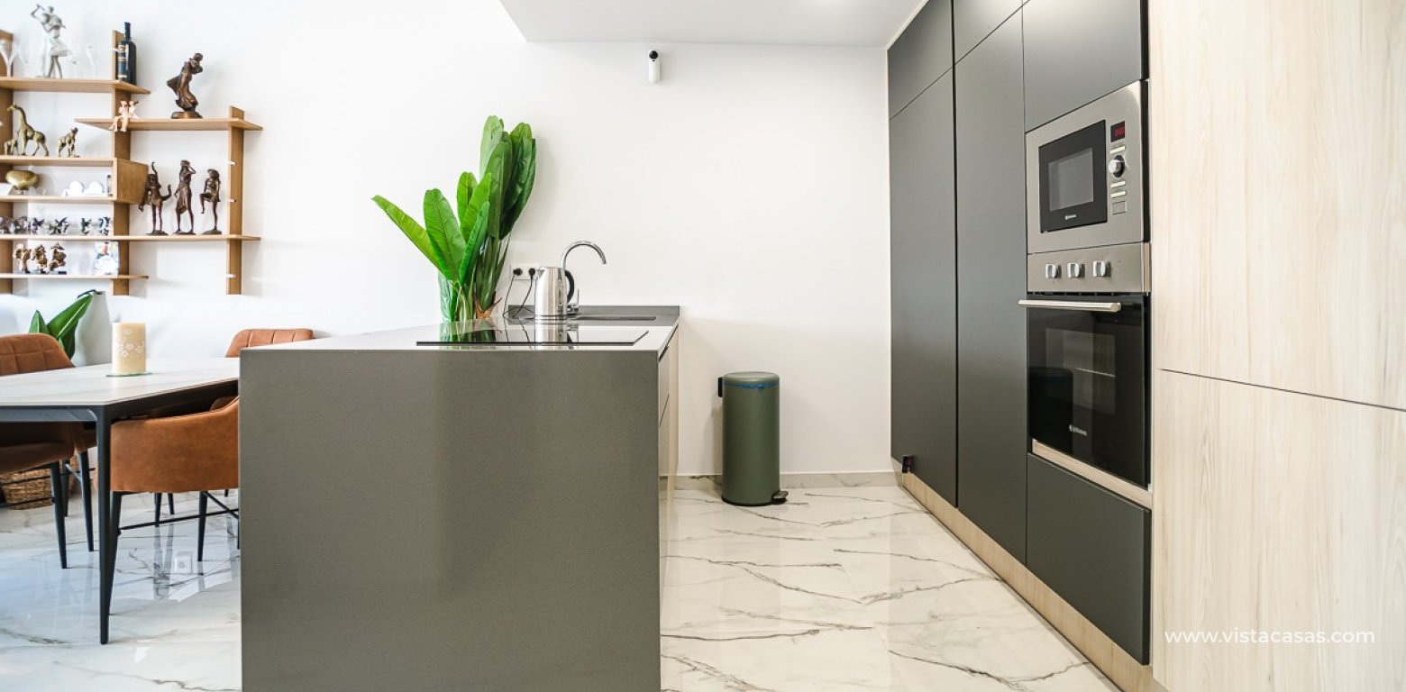 Resale - Apartment - Villamartin