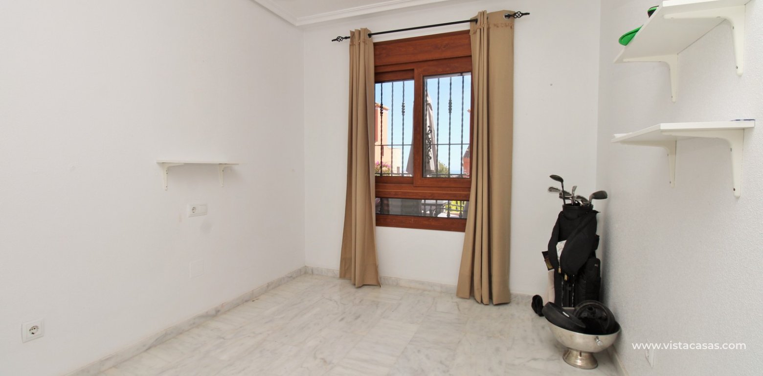 3 Bed Villa with Sea Views in La Cañada San Miguel twin bedroom
