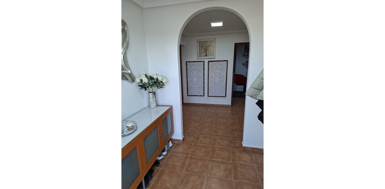 Resale - Villa - Catral