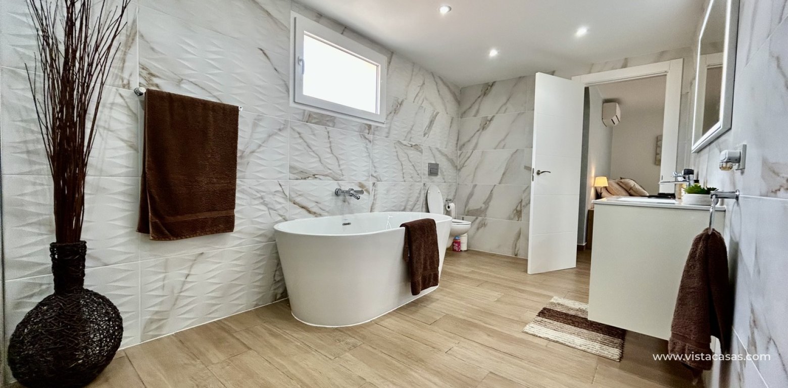 Venta - Chalet - Cabo Roig