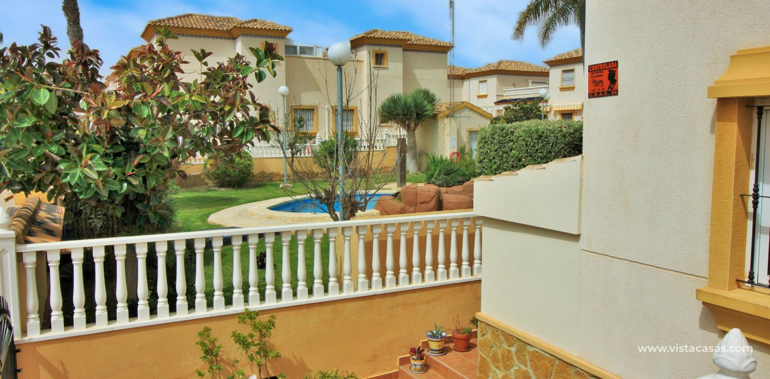 Townhouse for sale in Inspiracion Pau 8 Villamartin next to pool pool view