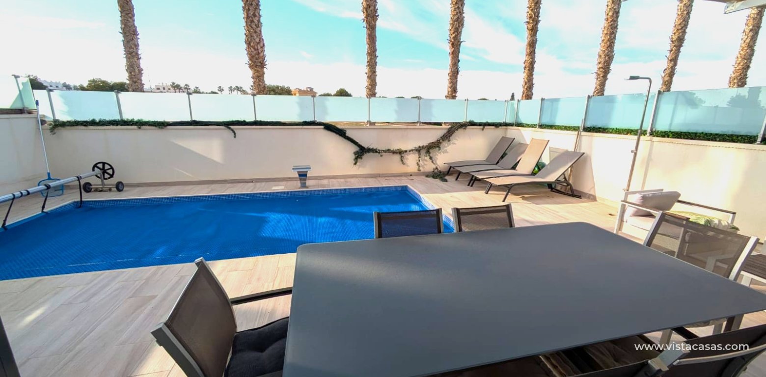 Resale - Villa - Cabo Roig