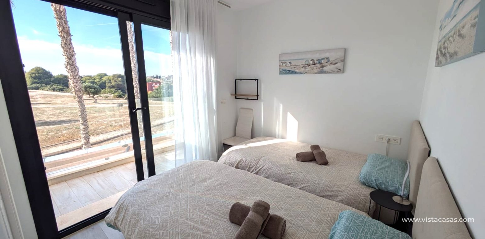 Resale - Villa - Cabo Roig