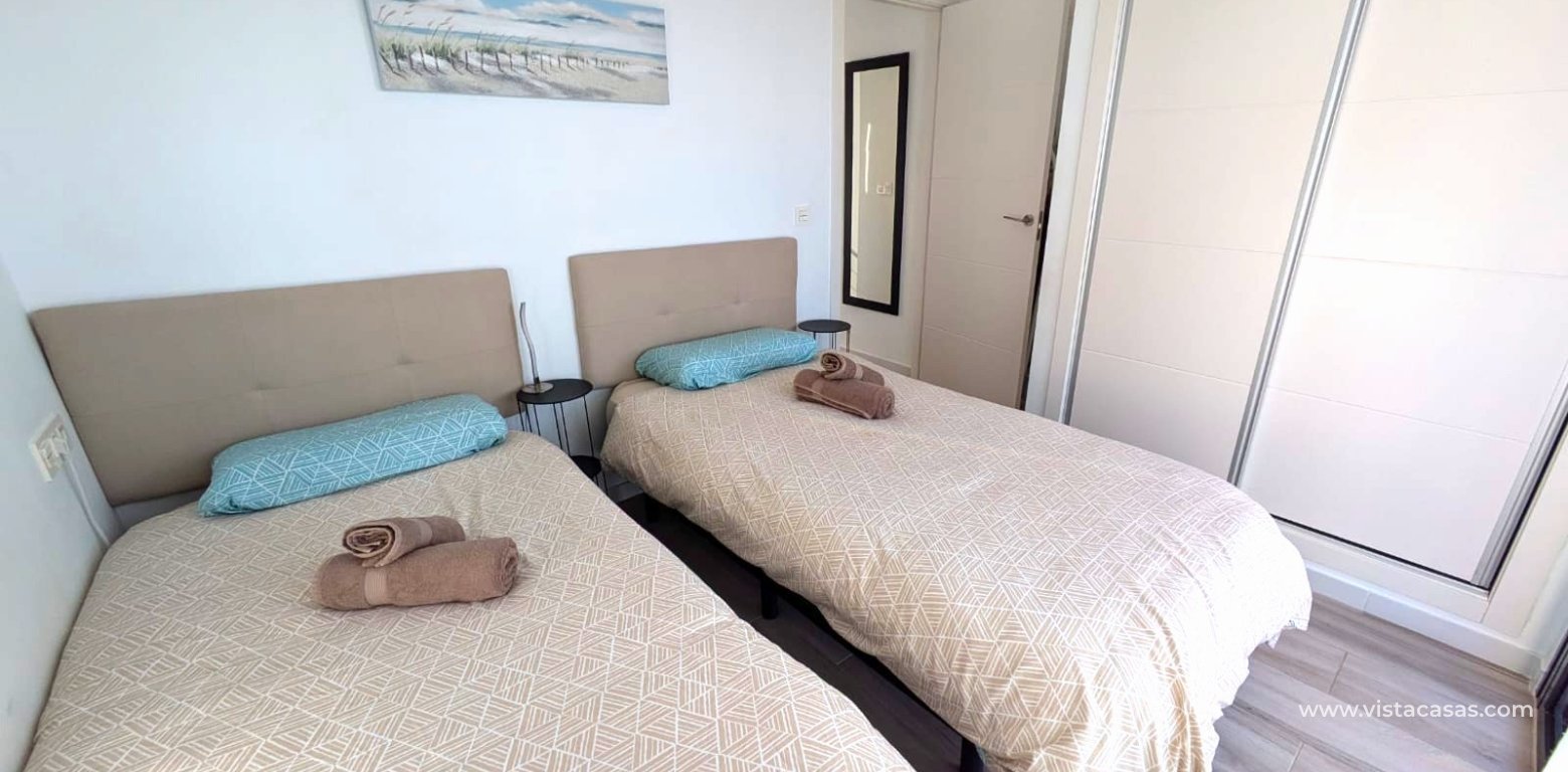 Resale - Villa - Cabo Roig