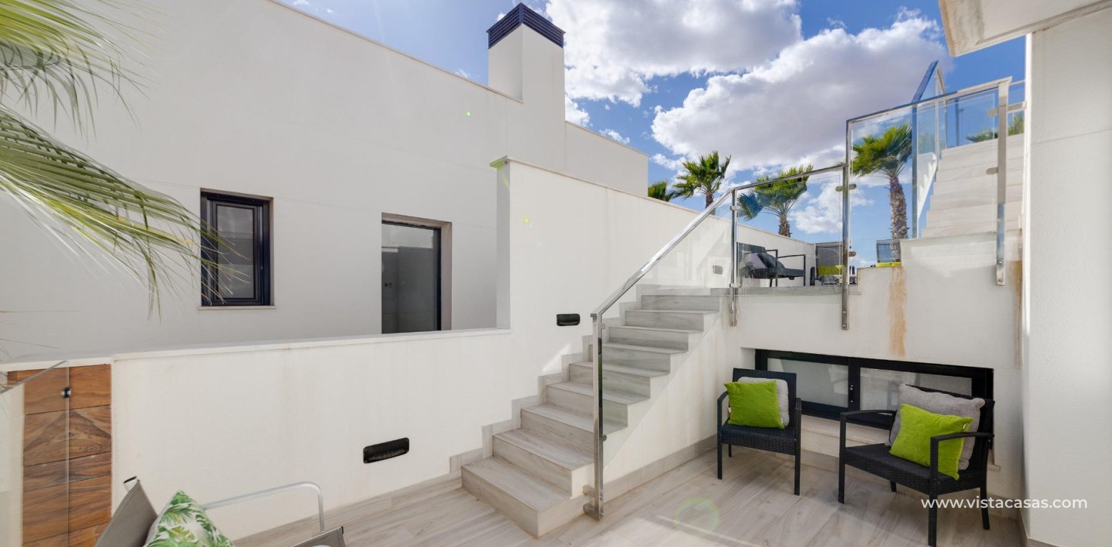Resale - Villa - Cabo Roig