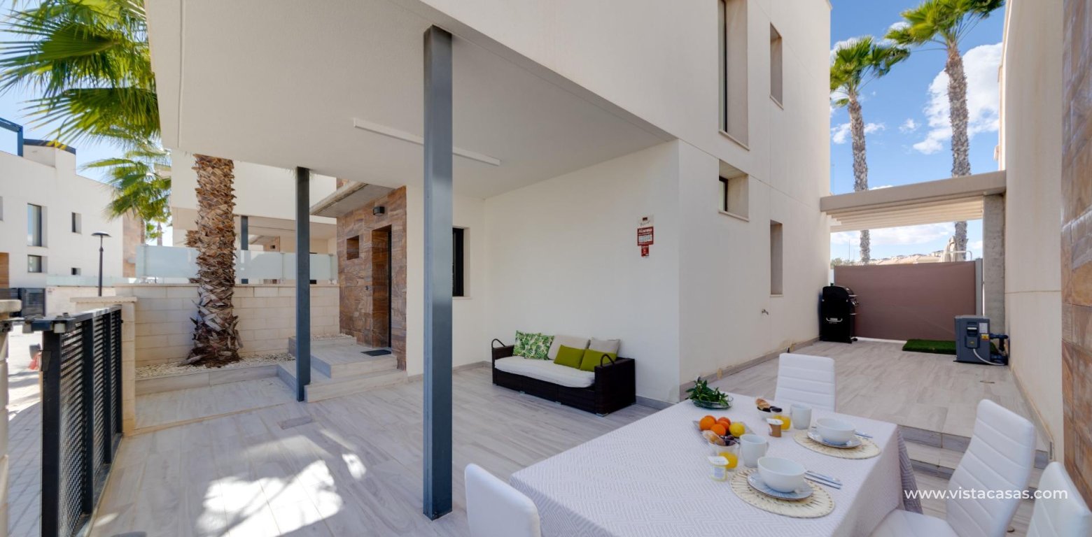 Resale - Villa - Cabo Roig