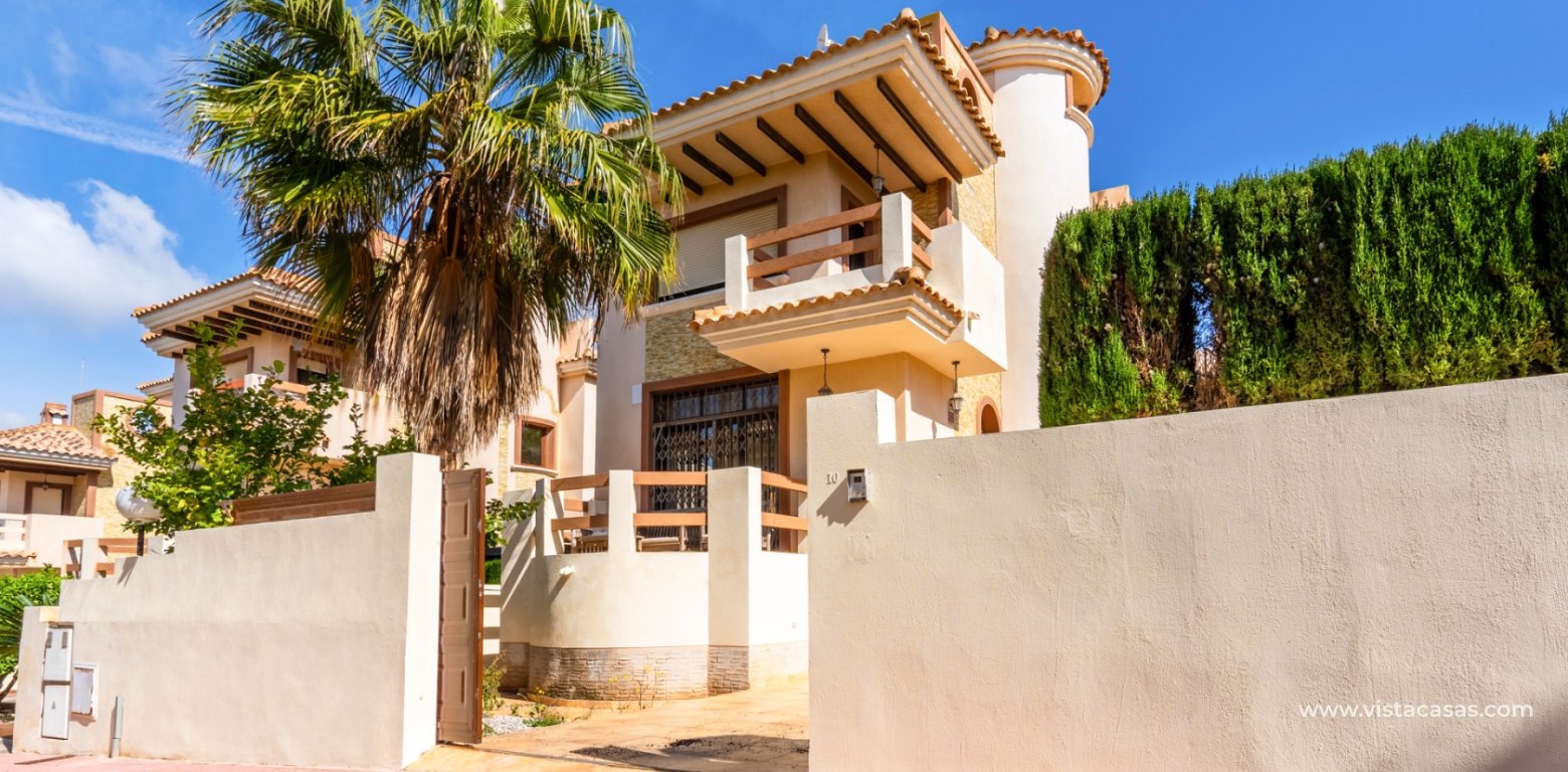 Resale - Villa - Villamartin