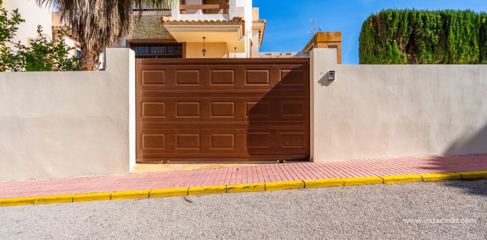 Resale - Villa - Villamartin