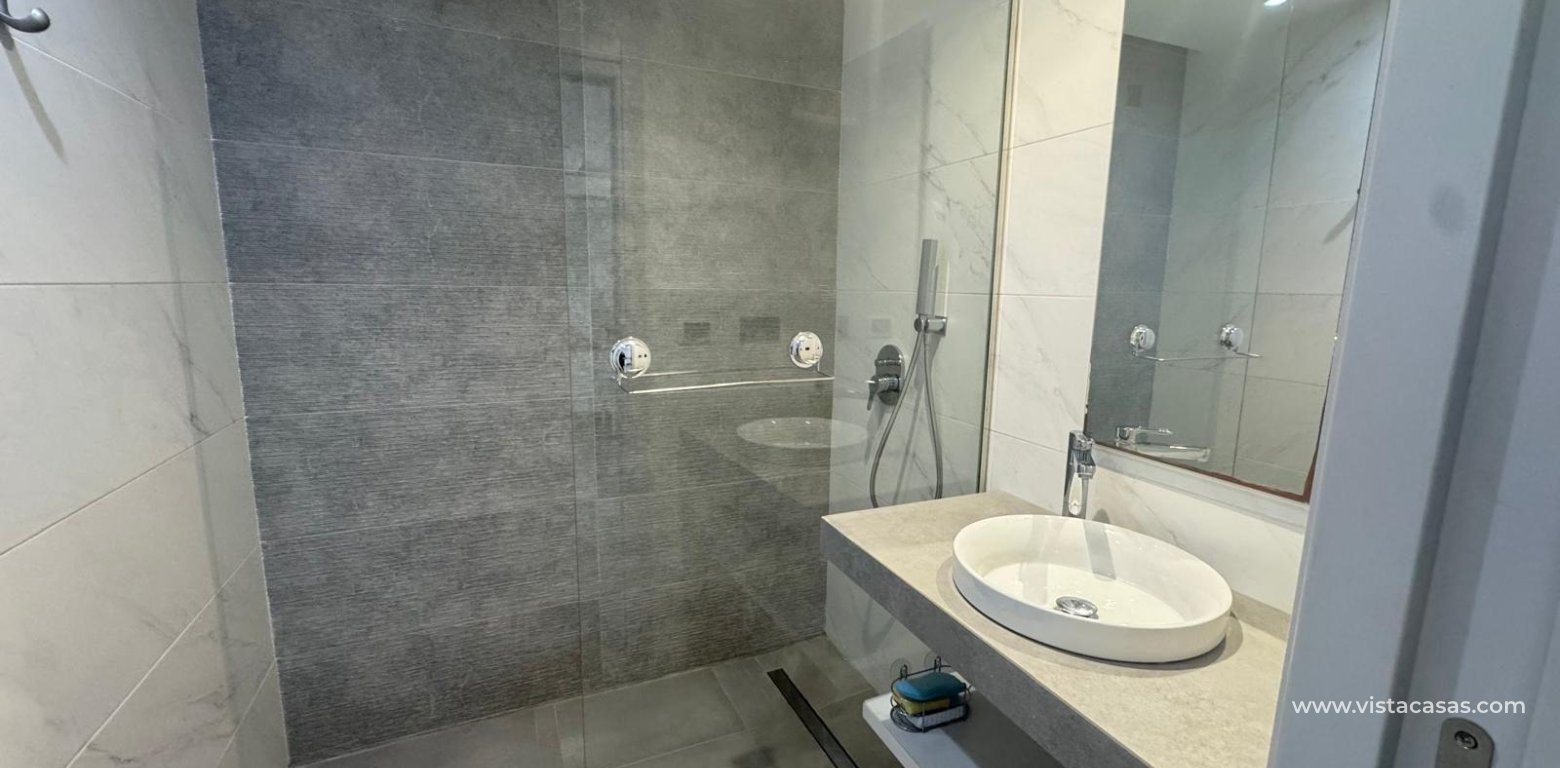 Resale - Apartment - Punta Prima