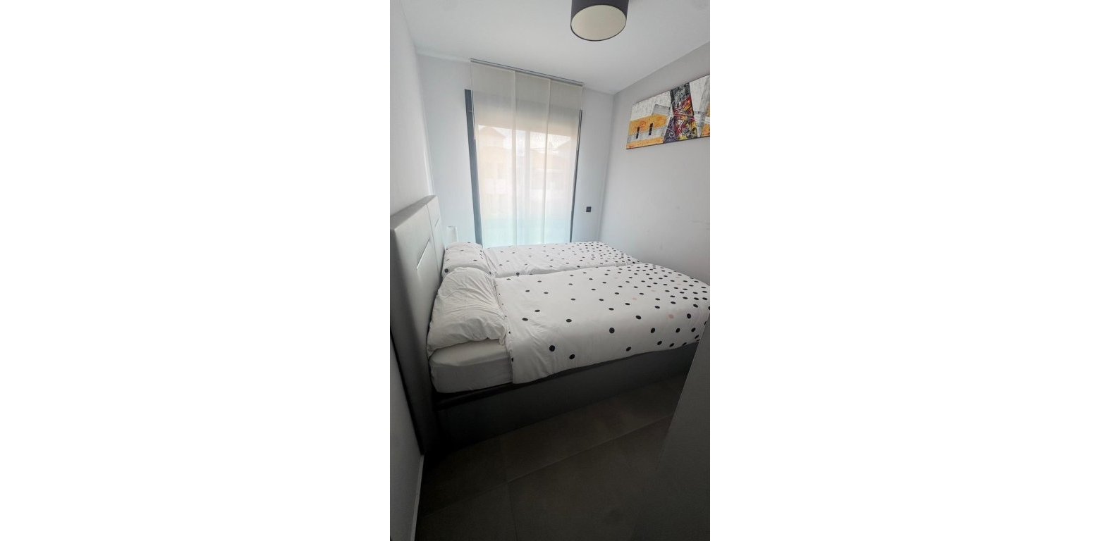 Resale - Apartment - Punta Prima