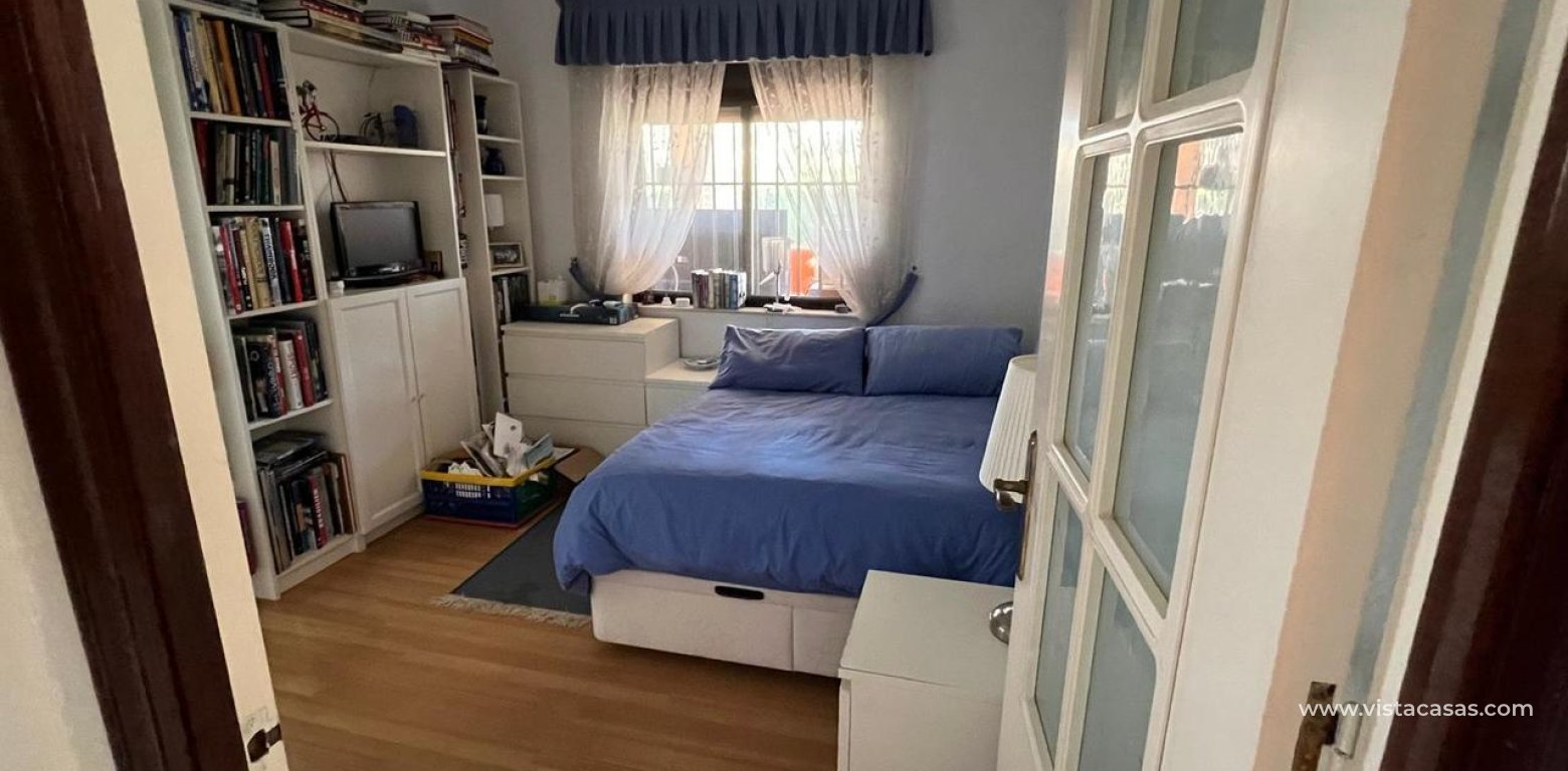 Resale - Villa - Cabo Roig