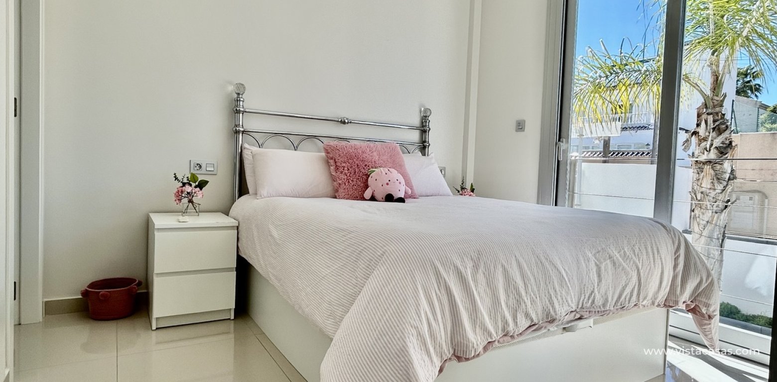 Resale - Villa - Villamartin