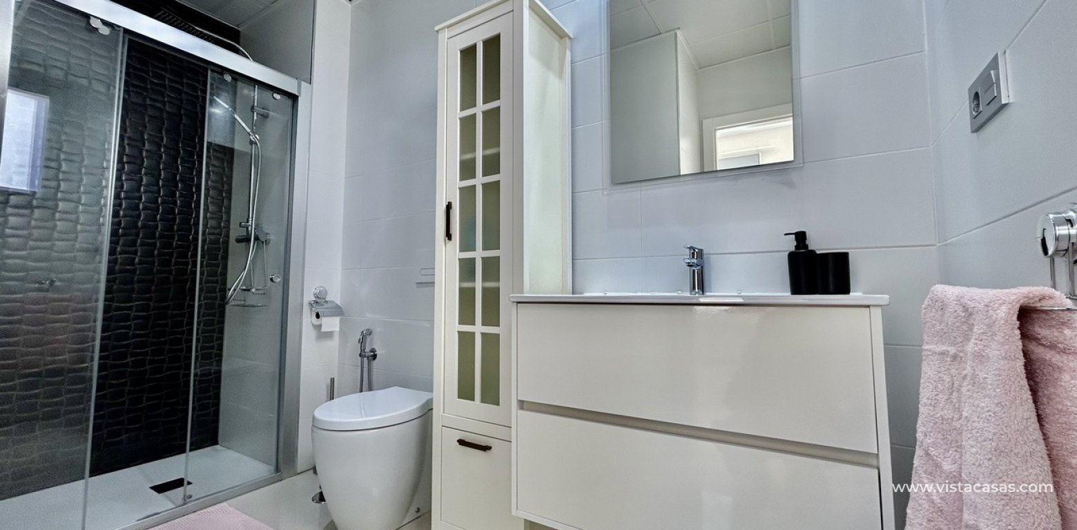 Resale - Villa - Villamartin