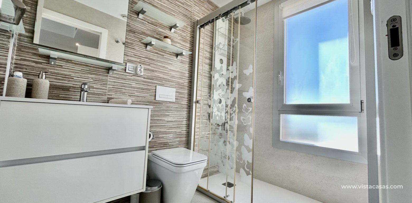 Resale - Villa - Villamartin