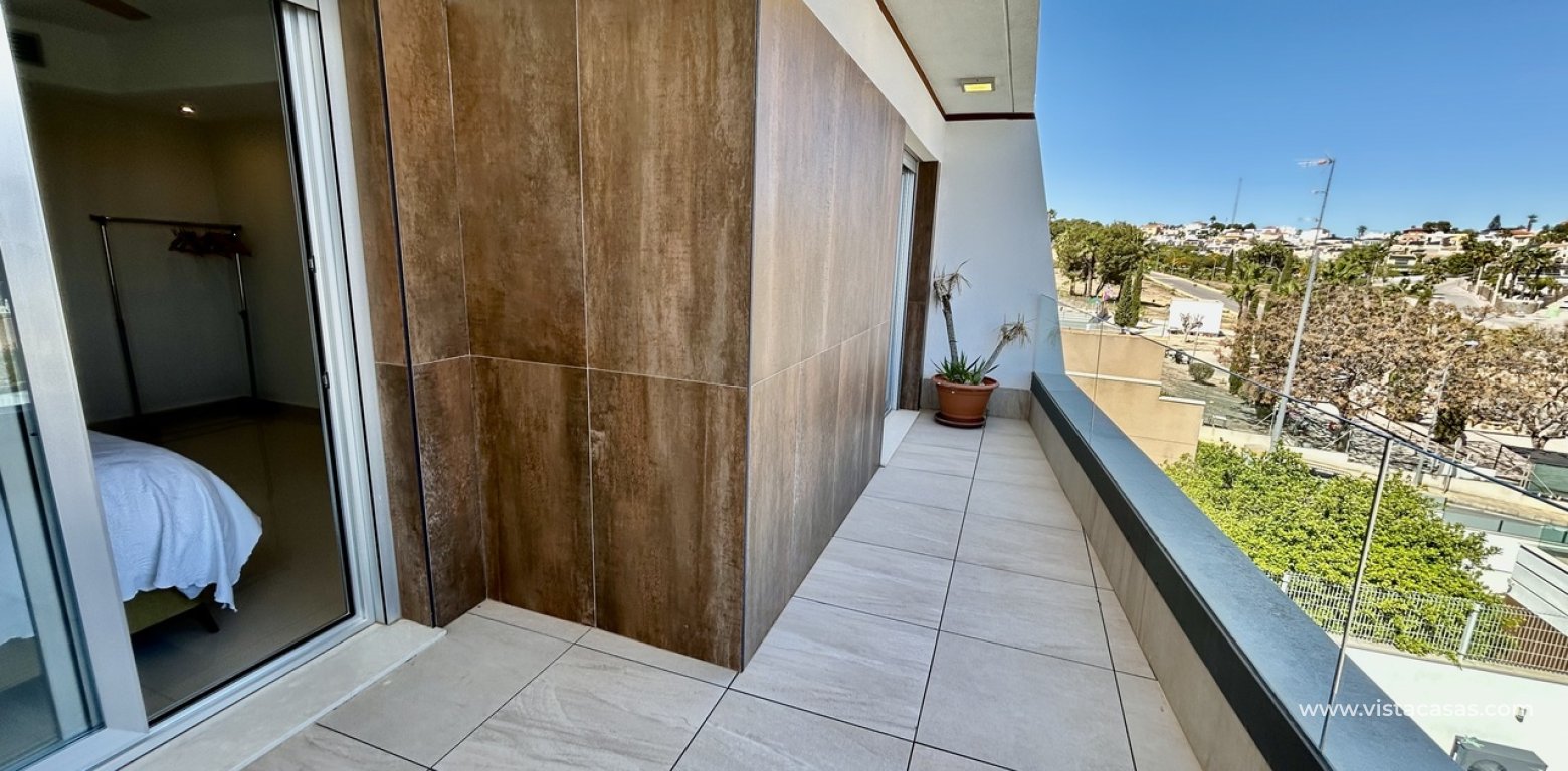 Resale - Villa - Villamartin