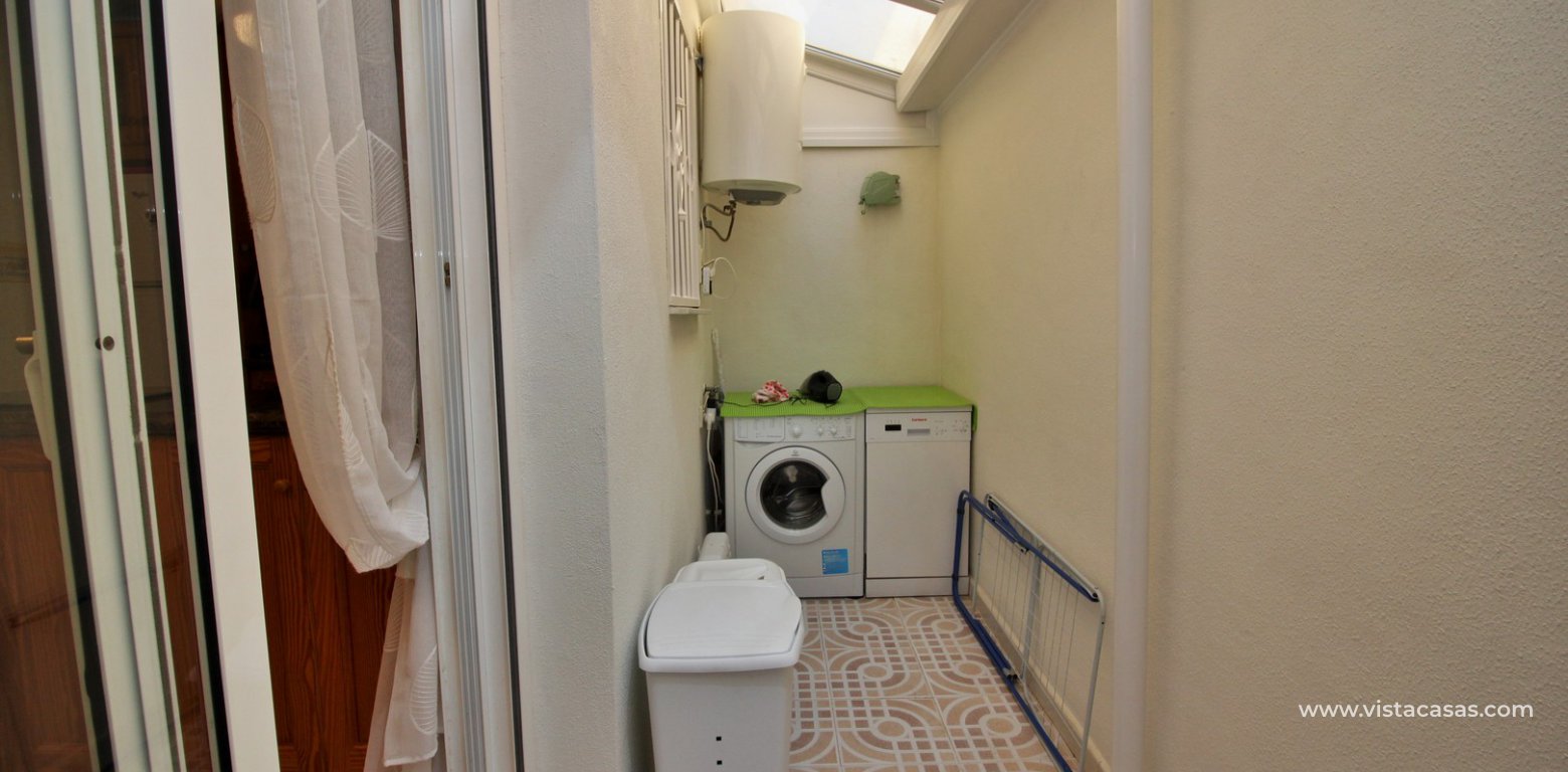 South facing townhouse for sale Villamartin utility room