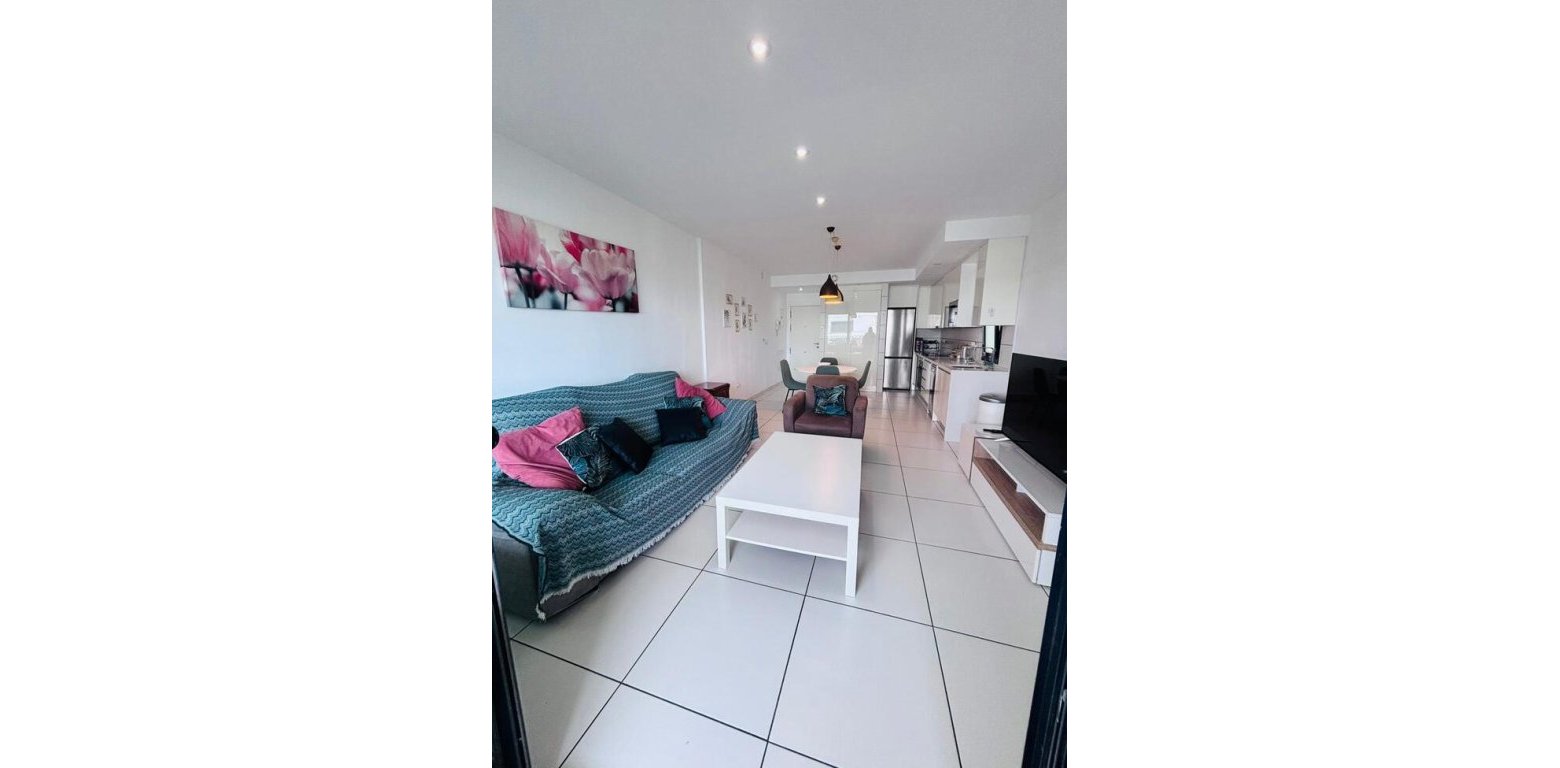 Resale - Apartment - Villamartin