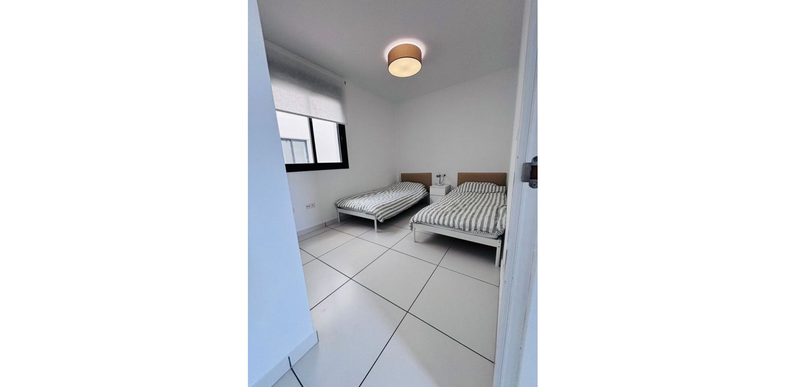 Resale - Apartment - Villamartin