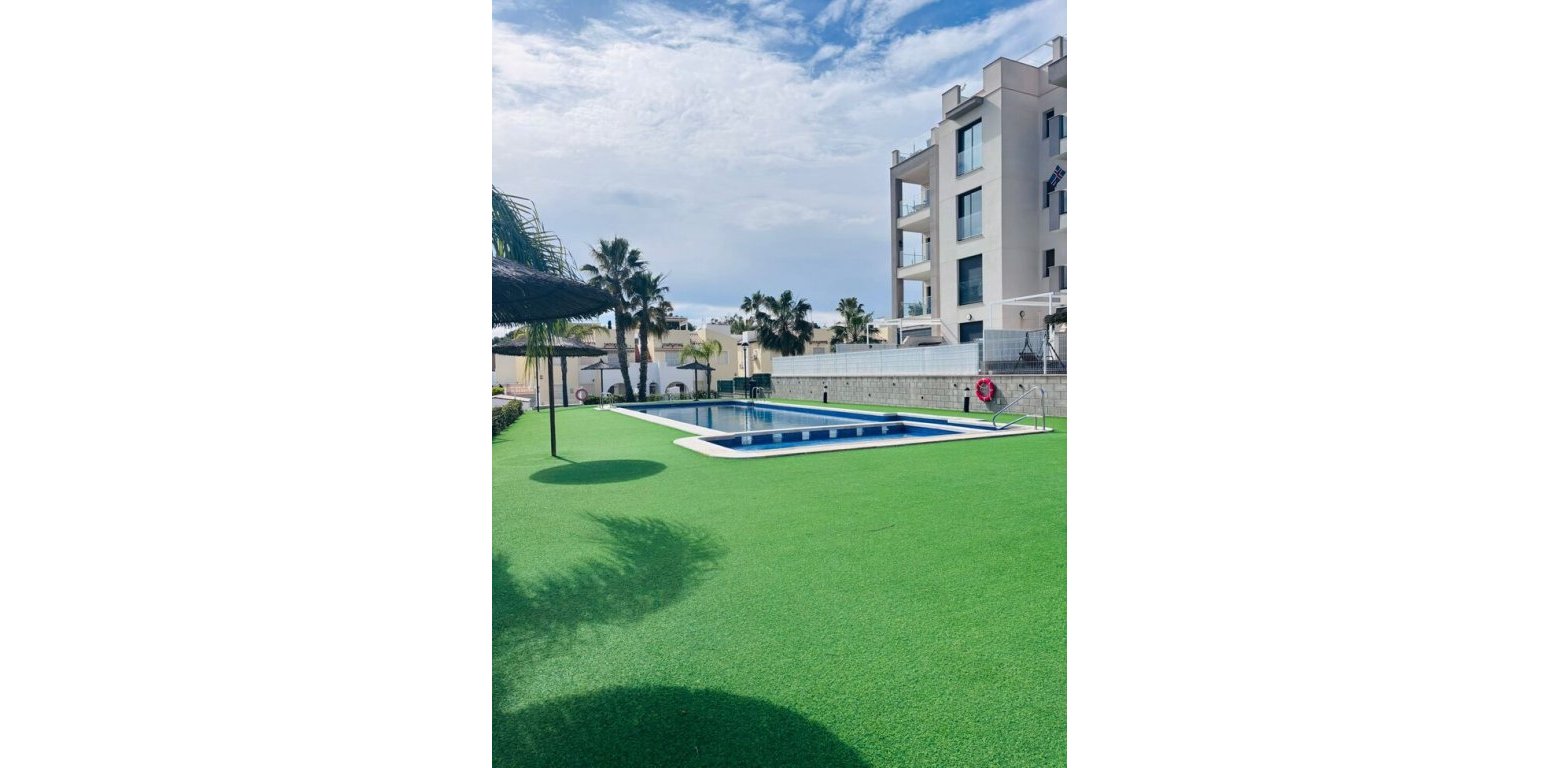 Resale - Apartment - Villamartin