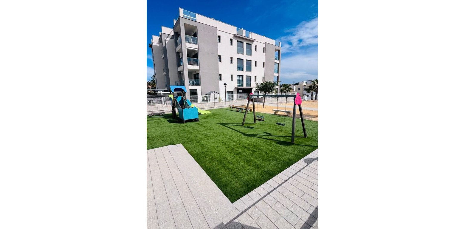 Resale - Apartment - Villamartin