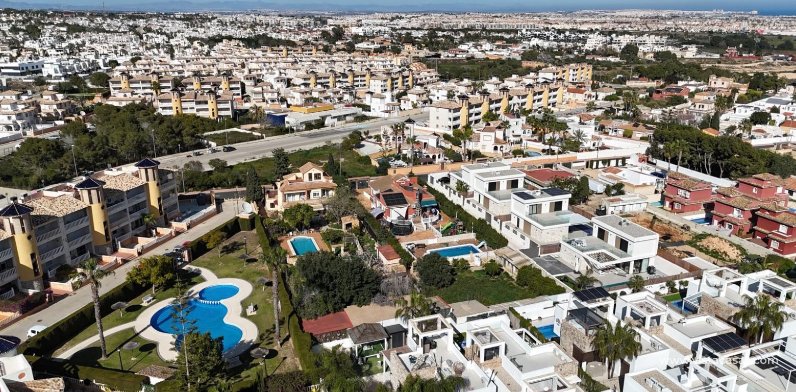 Resale - Plot - Cabo Roig