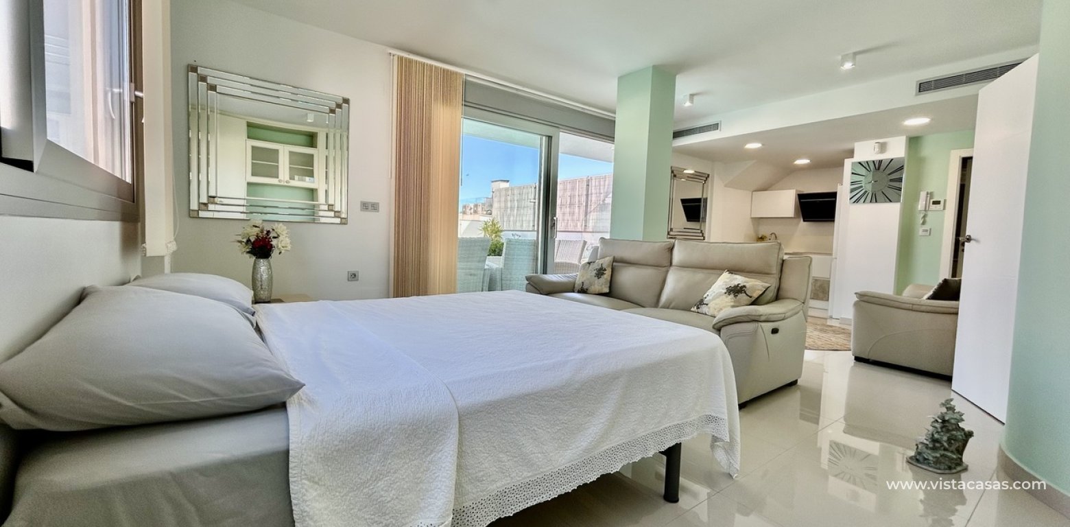 Resale - Villa - Villamartin