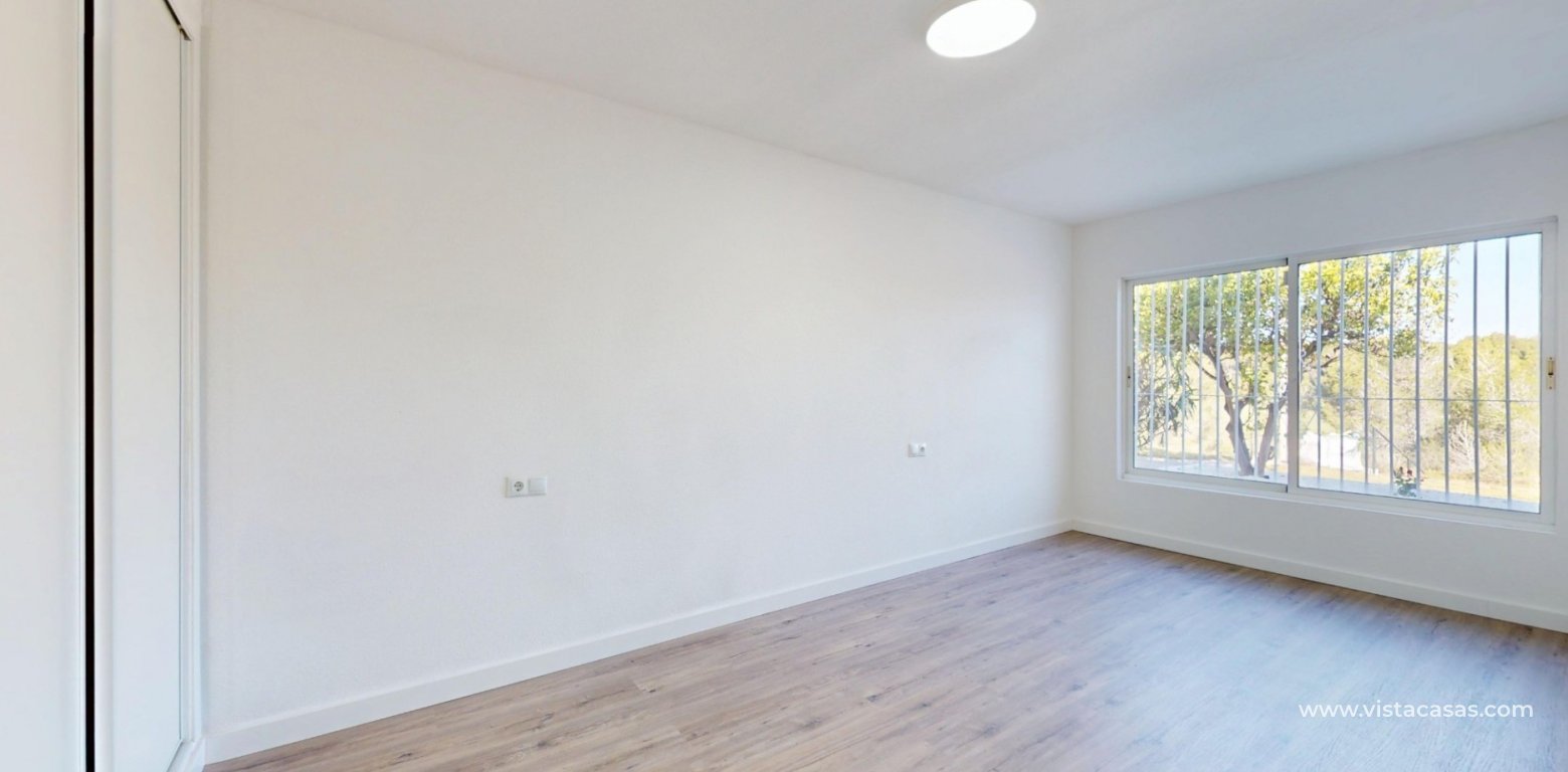 Resale - Apartment - Villamartin