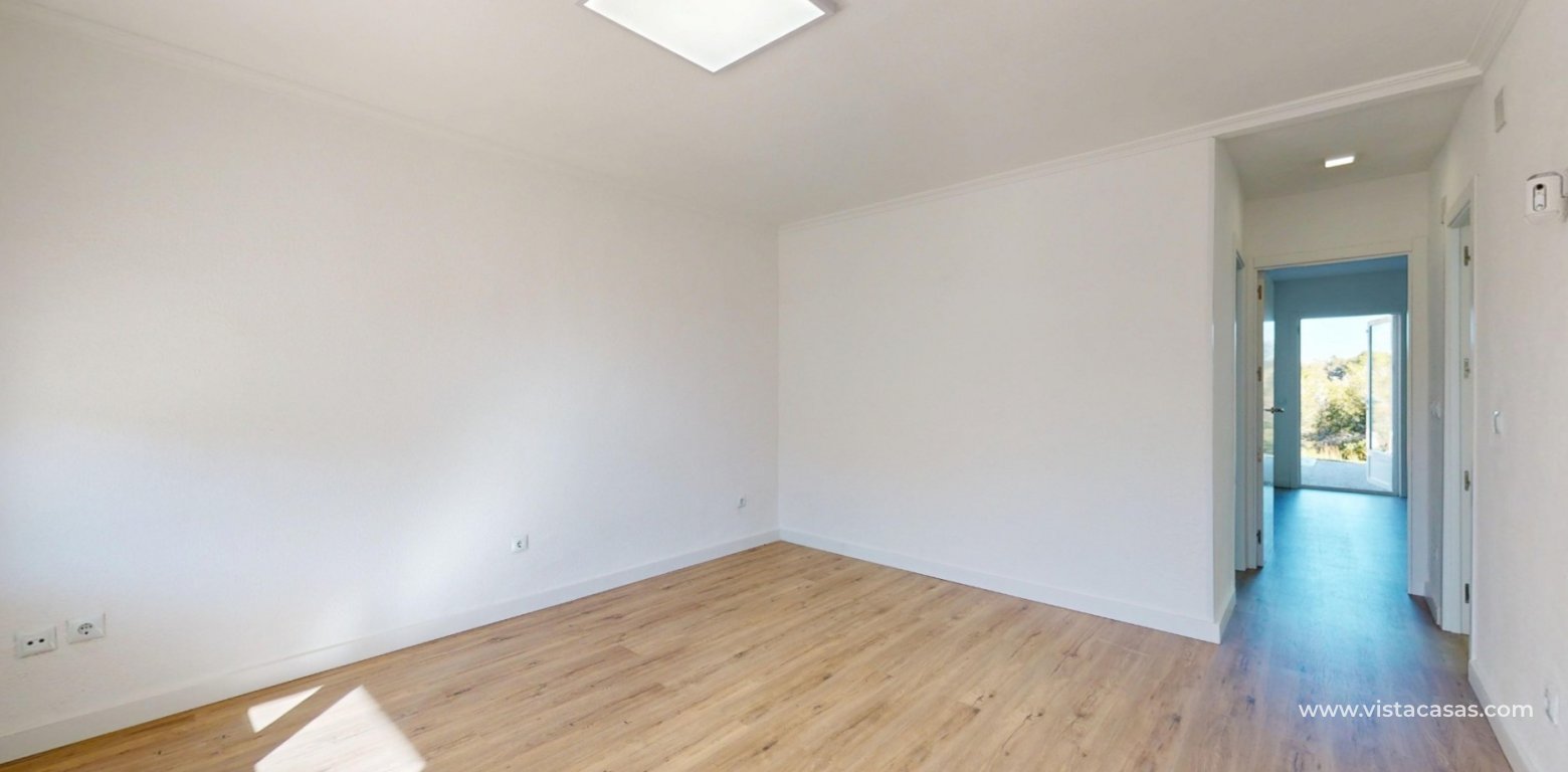 Resale - Apartment - Villamartin