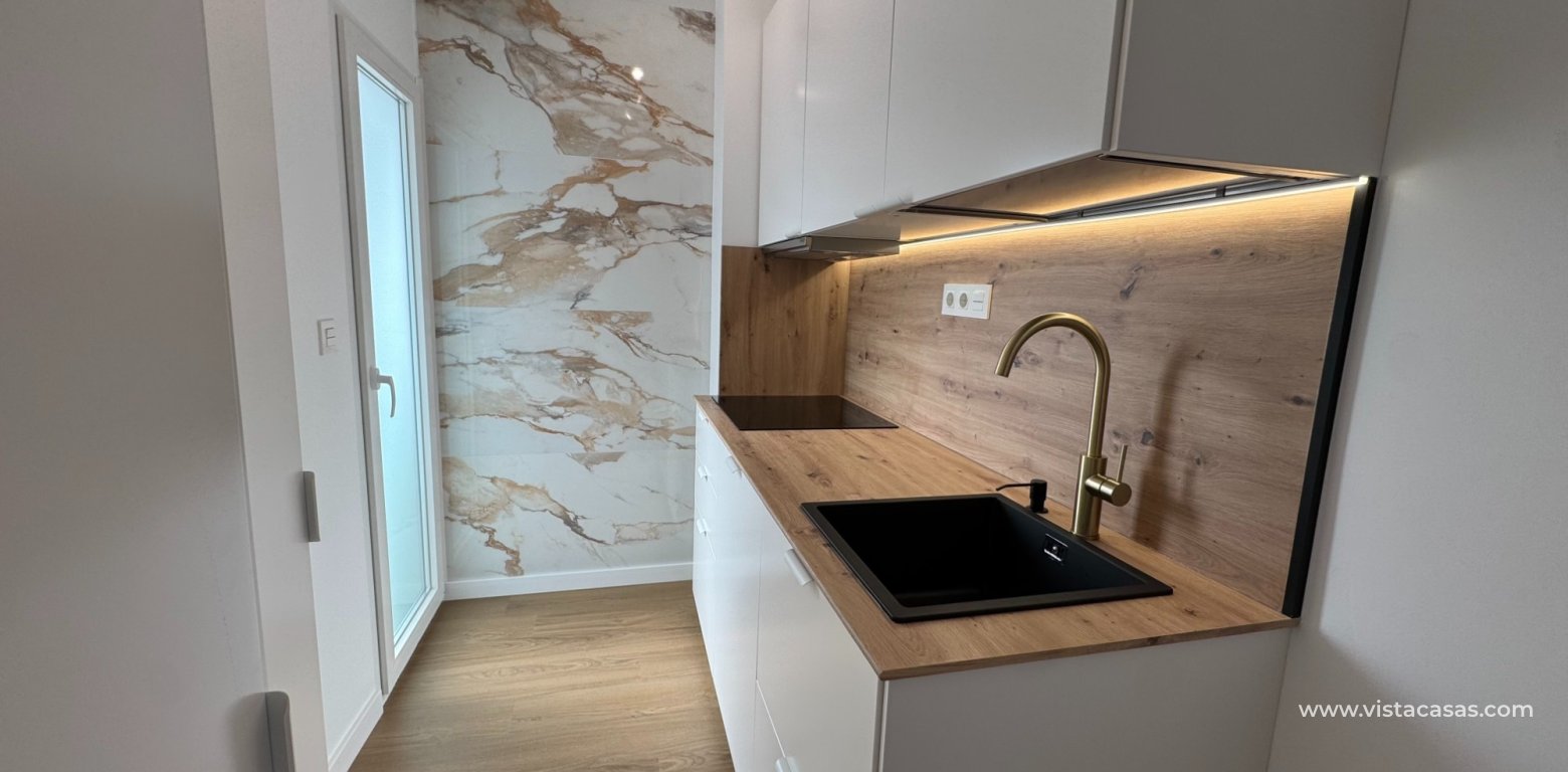 Resale - Apartment - Punta Prima