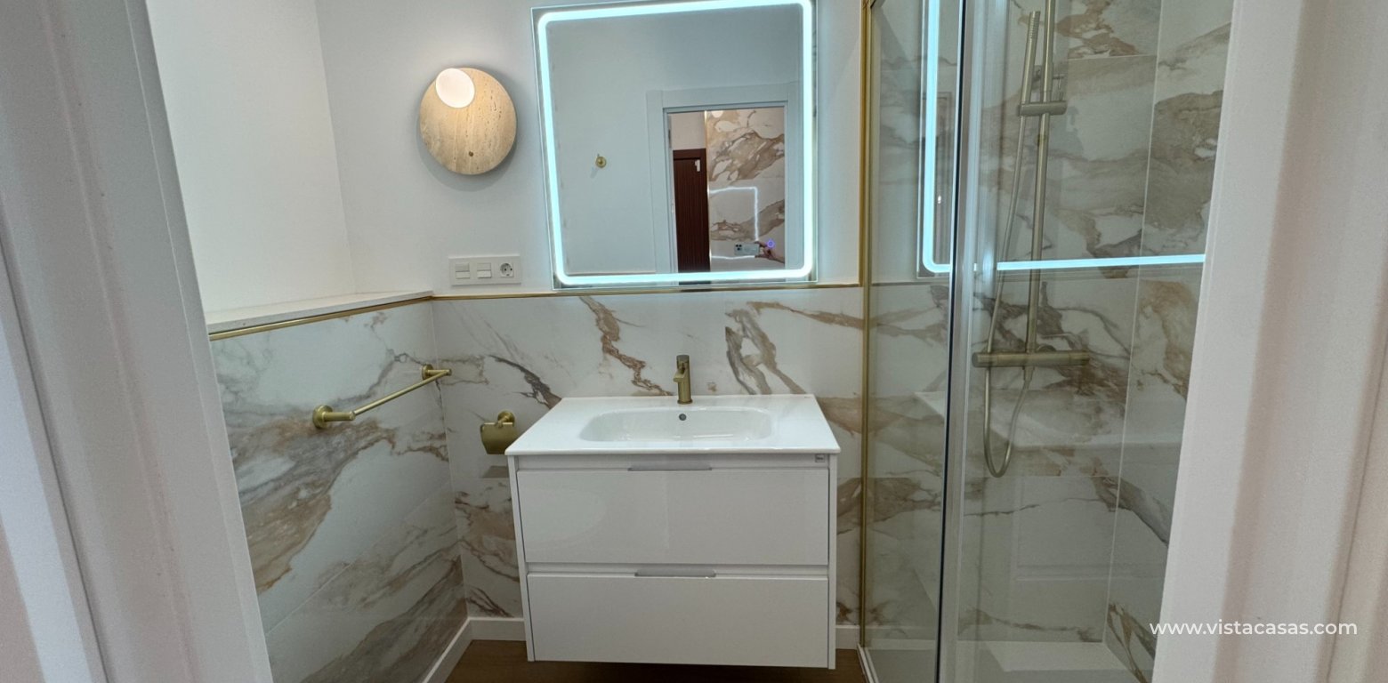 Resale - Apartment - Punta Prima