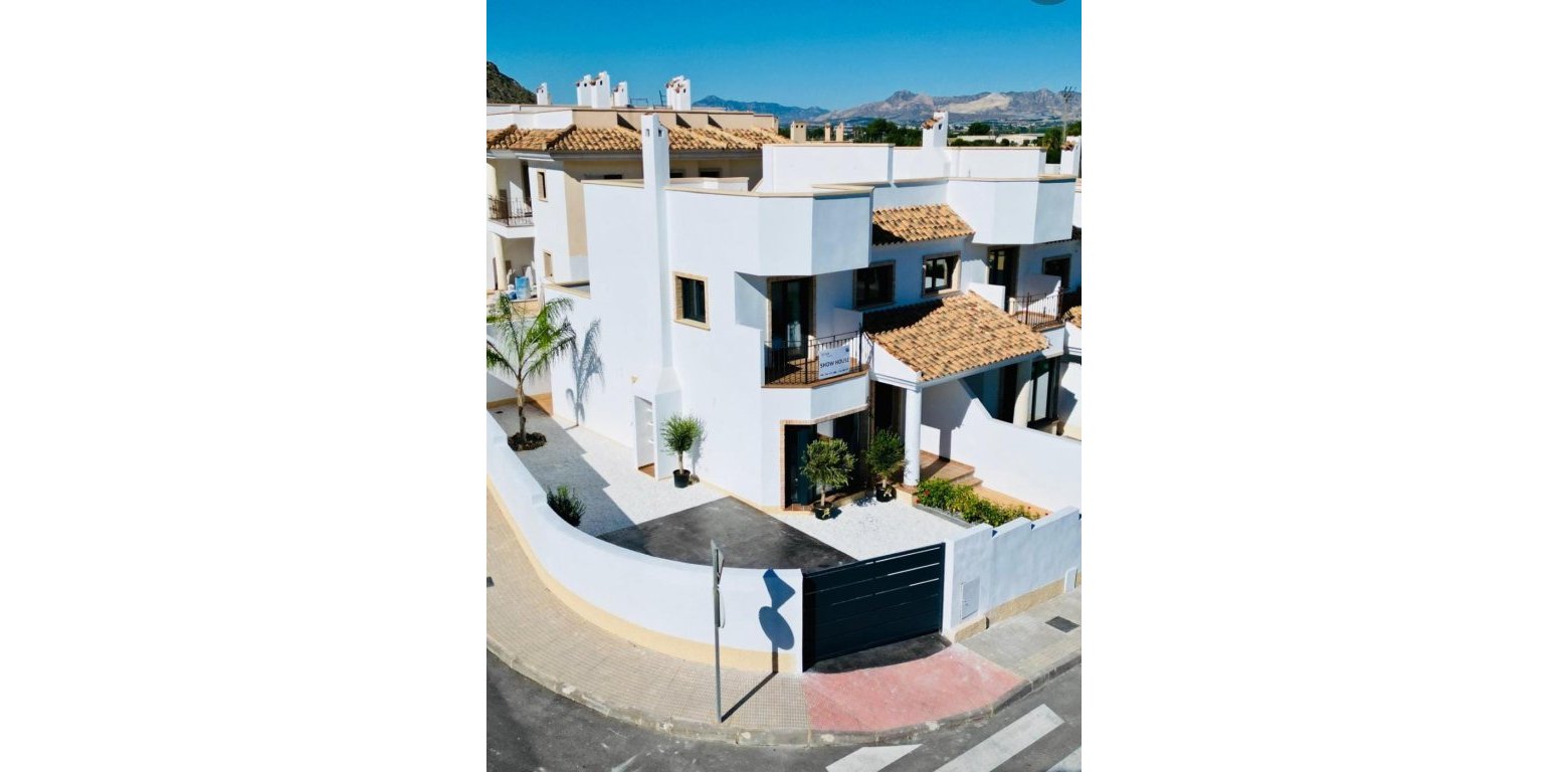 Obra Nueva - Townhouse - Cox