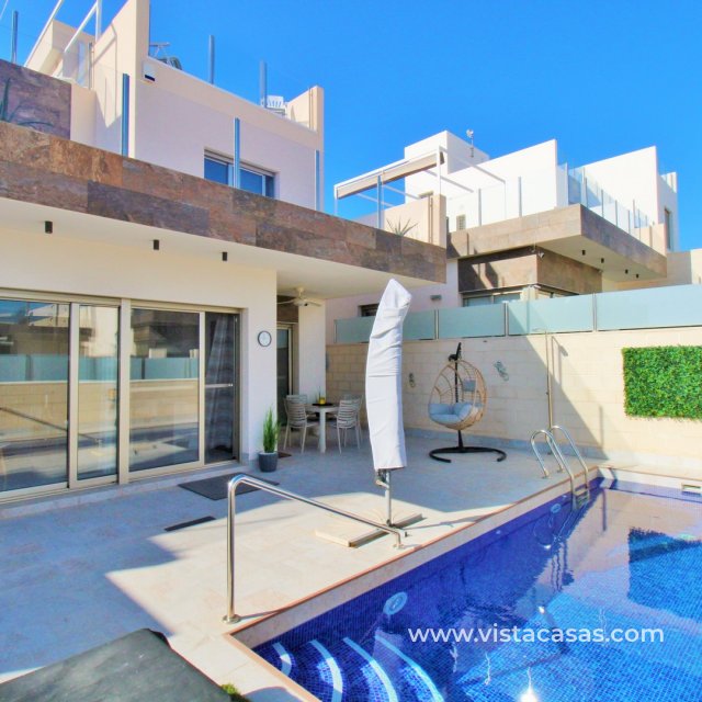 Villa - Sale - Villamartin - Villamartin