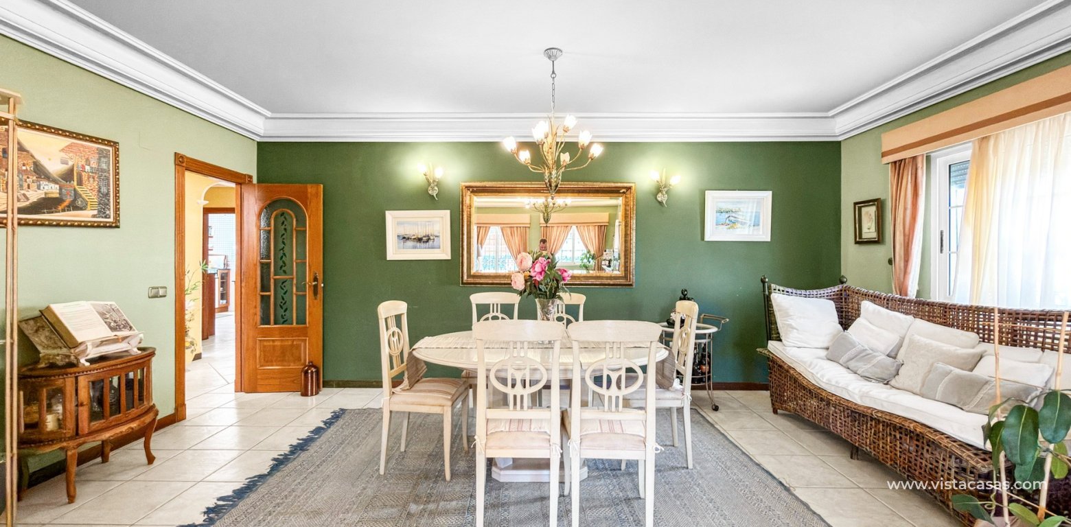 Resale - Villa - Torrevieja - La Mata