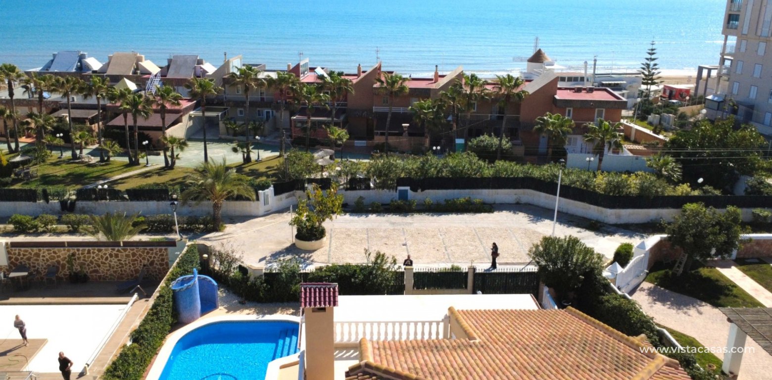 Resale - Villa - Torrevieja - La Mata