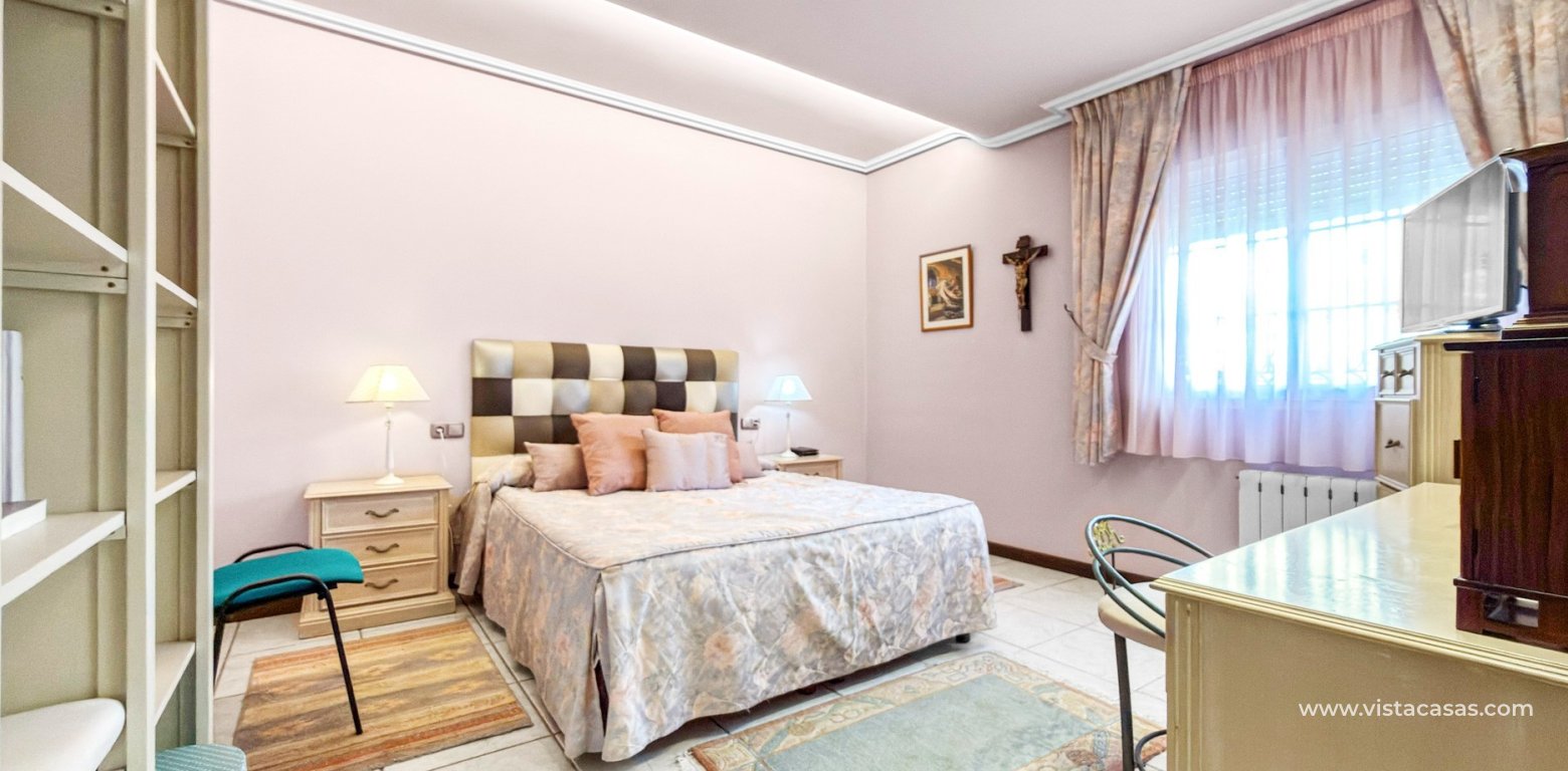 Resale - Villa - Torrevieja - La Mata