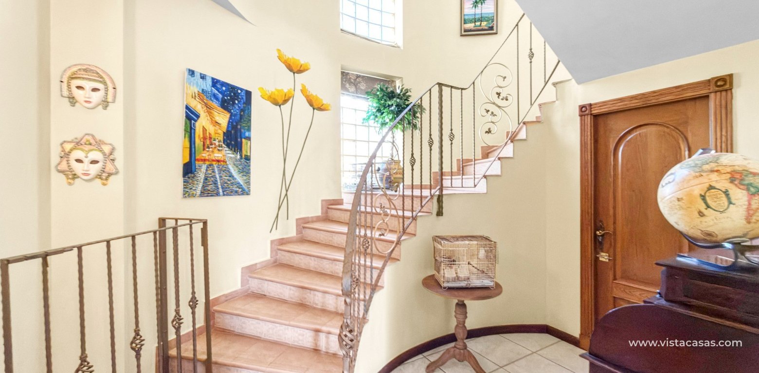 Resale - Villa - Torrevieja - La Mata