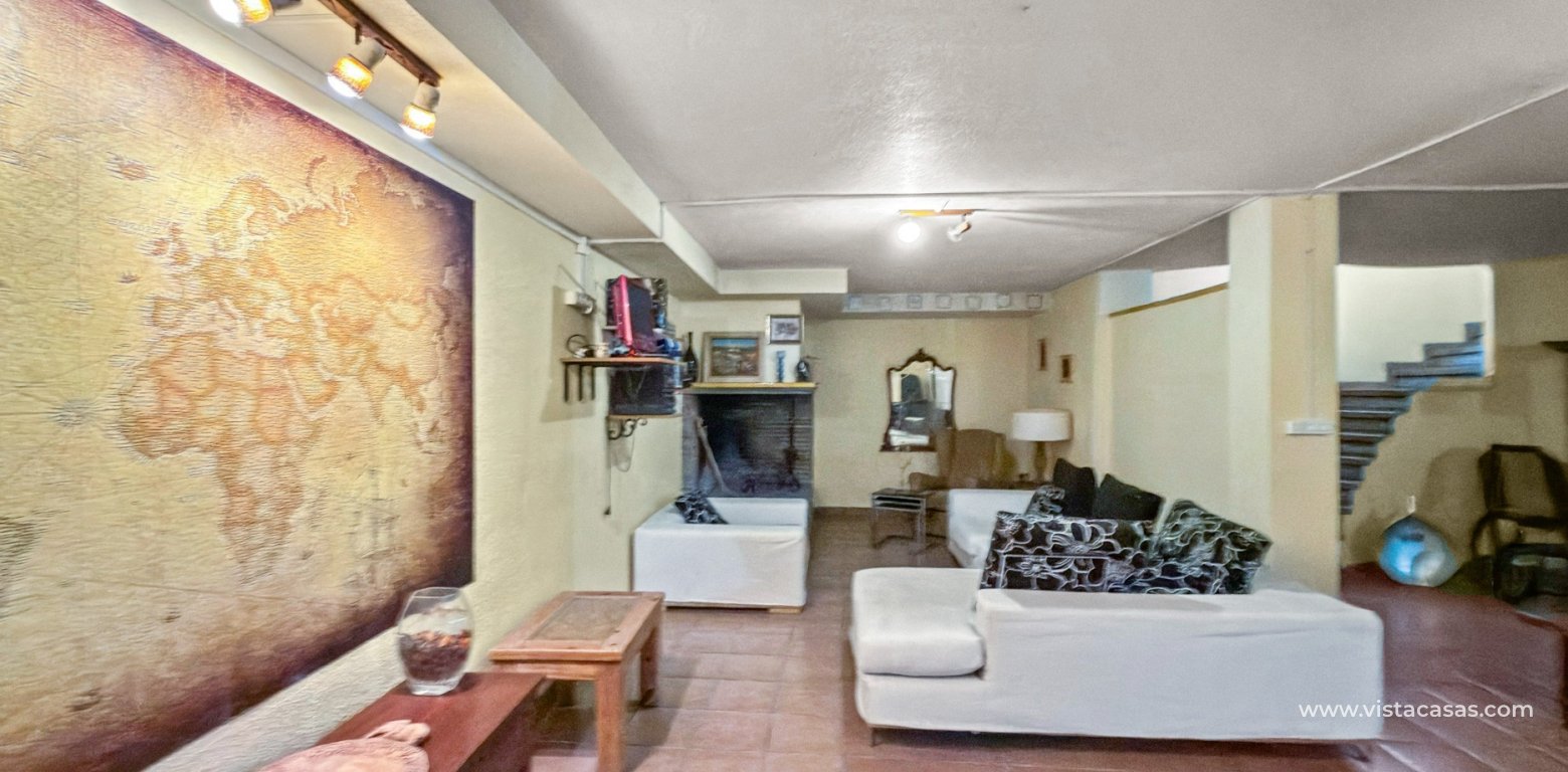 Resale - Villa - Torrevieja - La Mata