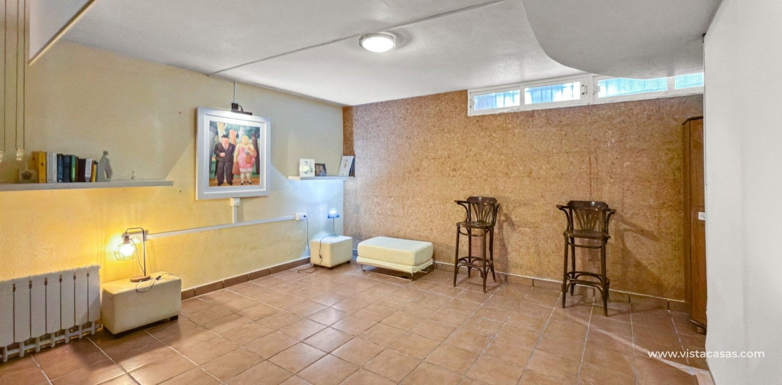 Resale - Villa - Torrevieja - La Mata