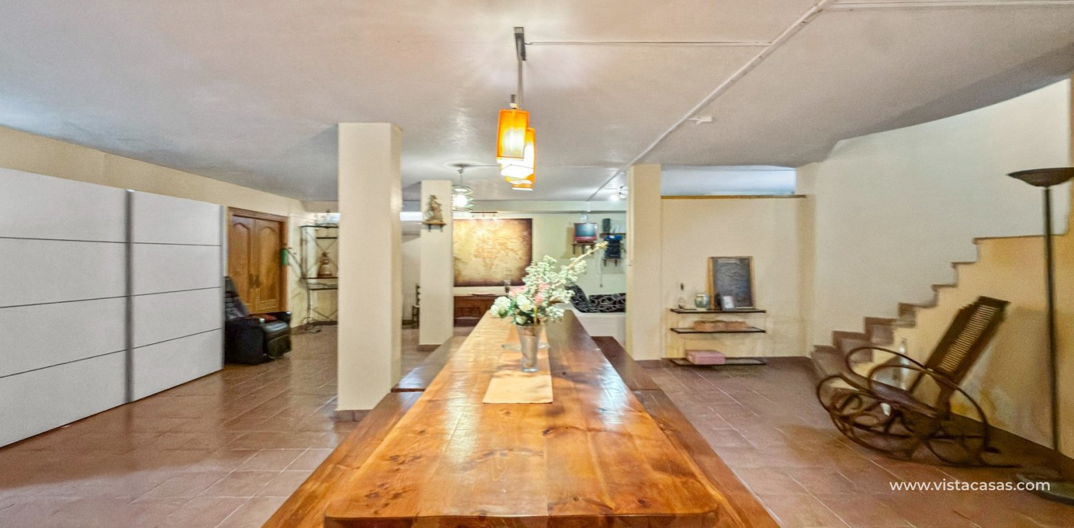 Resale - Villa - Torrevieja - La Mata