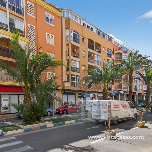 Appartement - Sale - Torrevieja - Torrevieja