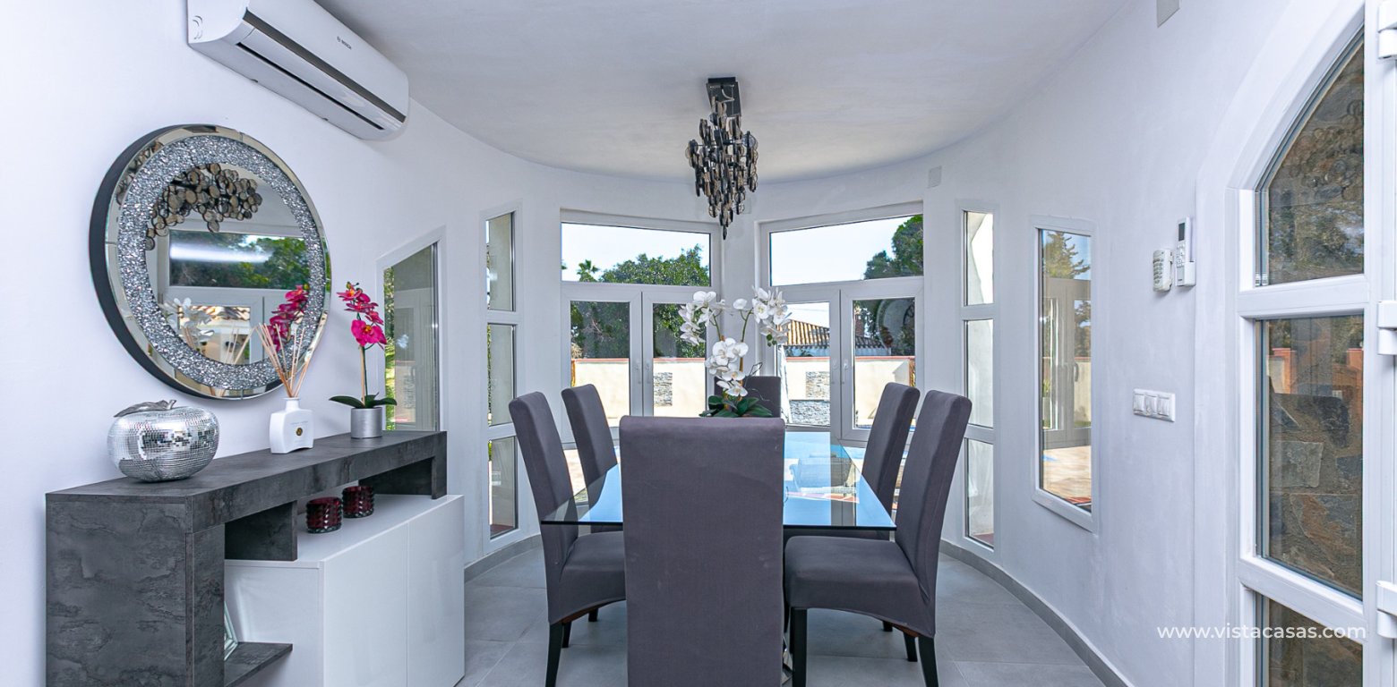 Resale - Villa - Cabo Roig