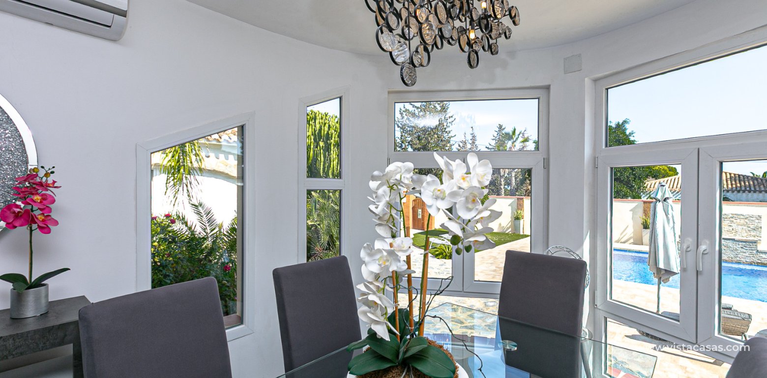 Resale - Villa - Cabo Roig