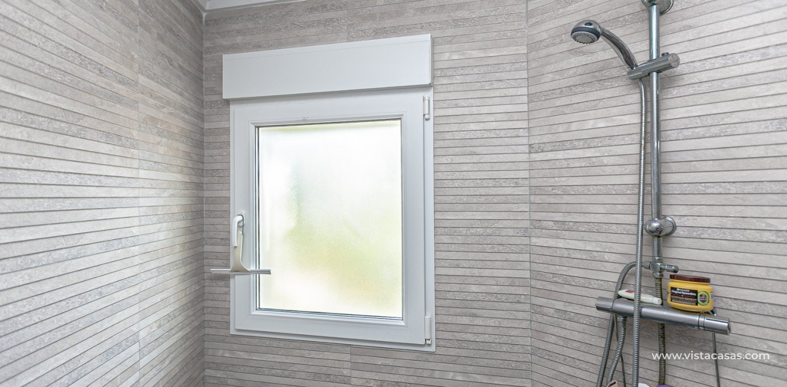 Resale - Villa - Cabo Roig