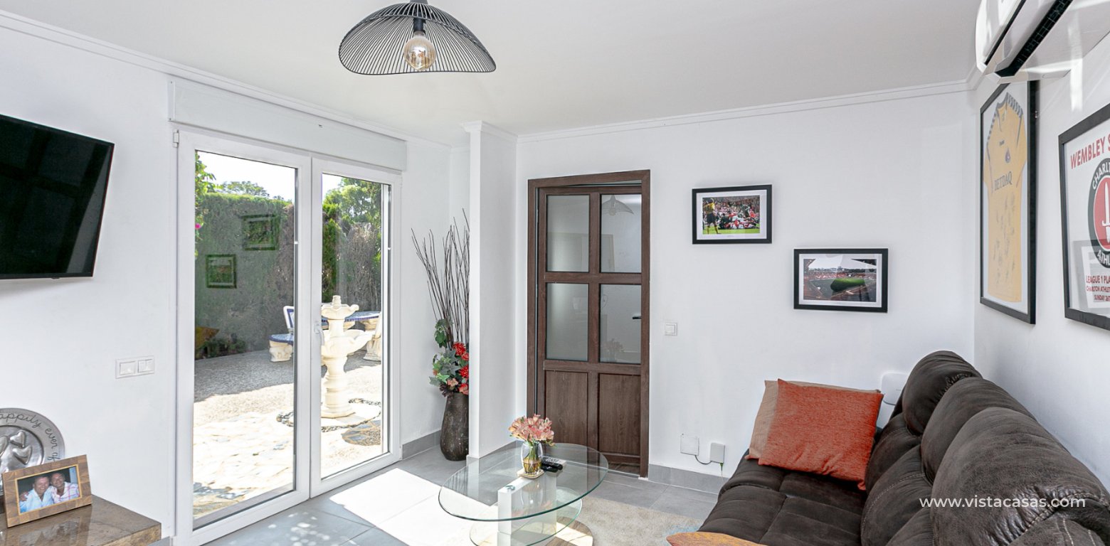 Resale - Villa - Cabo Roig