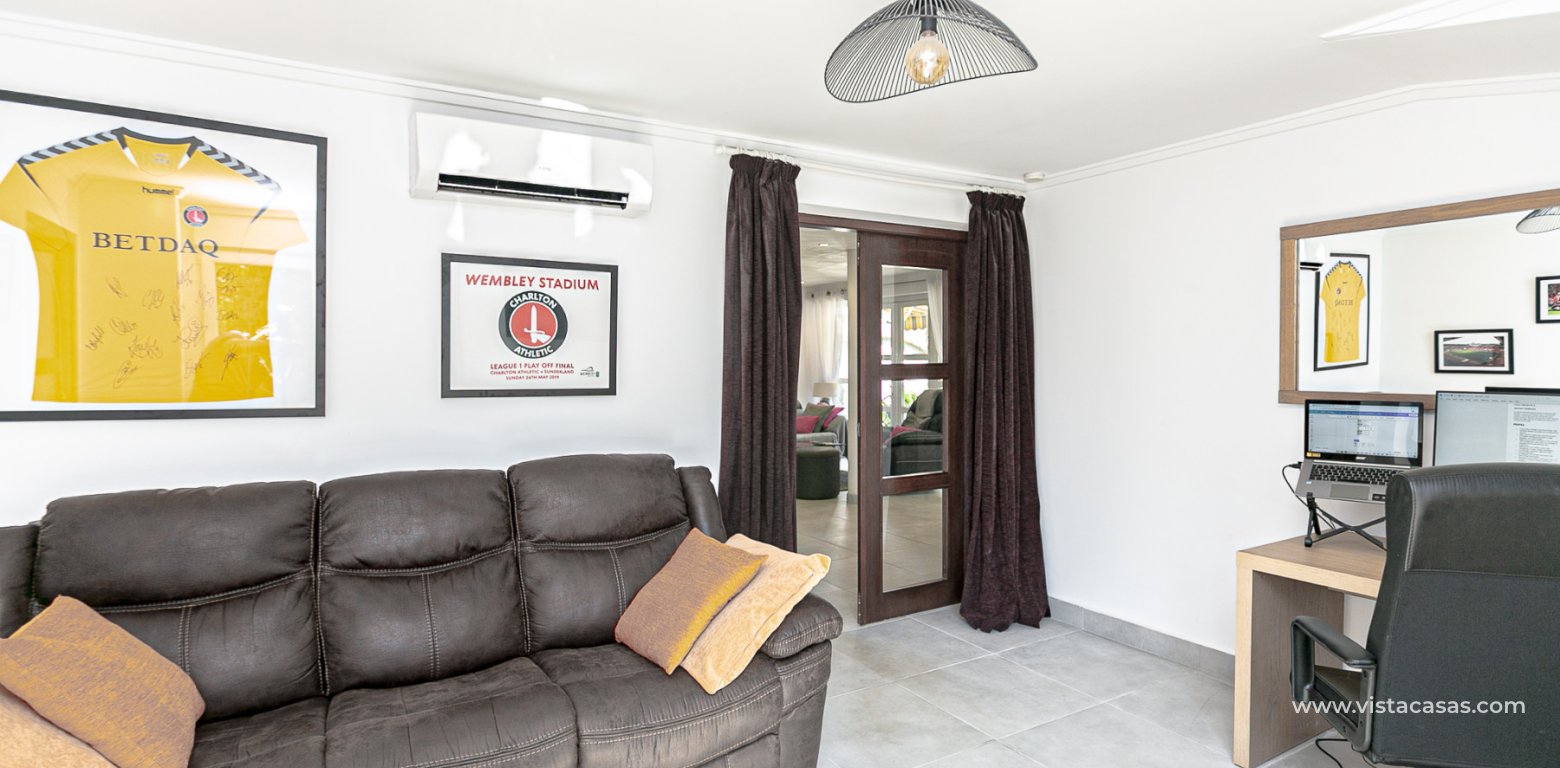 Resale - Villa - Cabo Roig