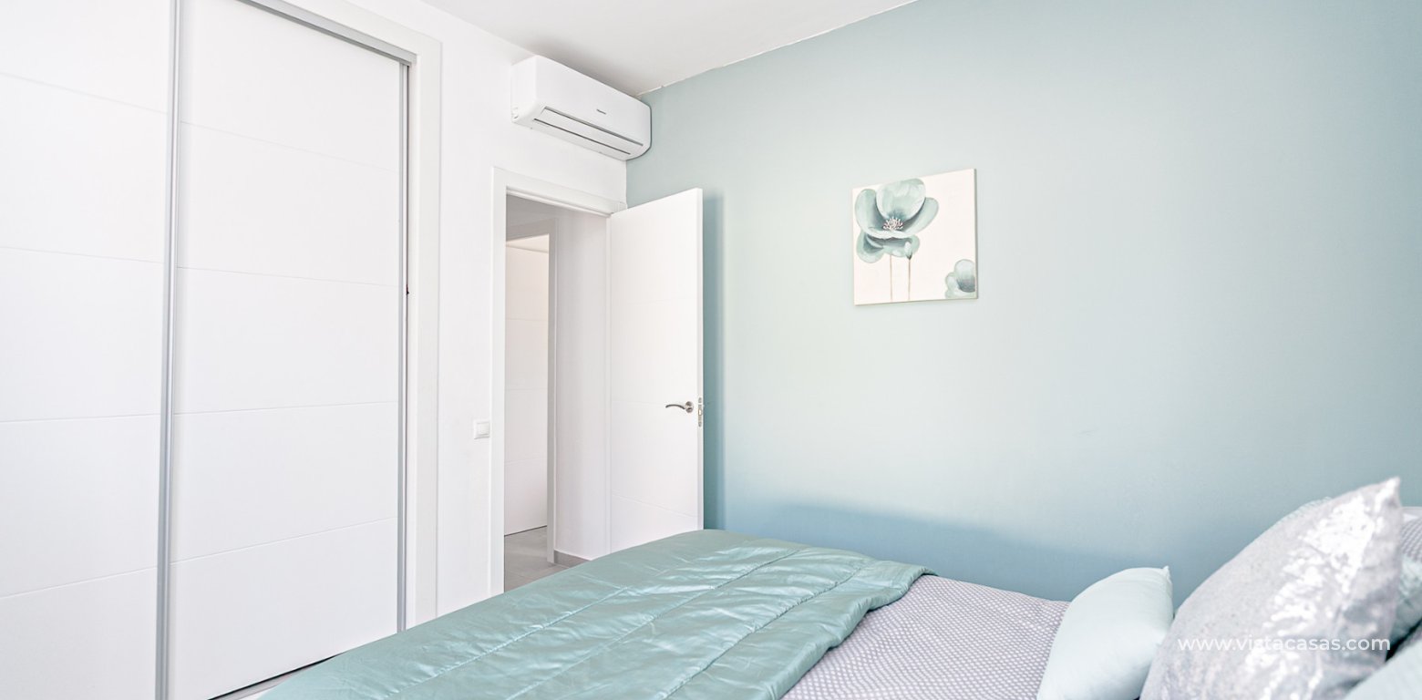 Resale - Villa - Cabo Roig